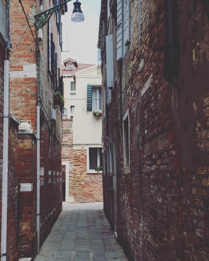 Al Pozzo Di Luce Venezia Pensión Venecia